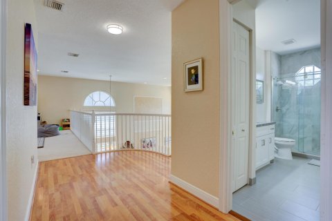 House in Boca Raton, Florida 4 bedrooms, 332.78 sq.m. № 2251531 - photo 25
