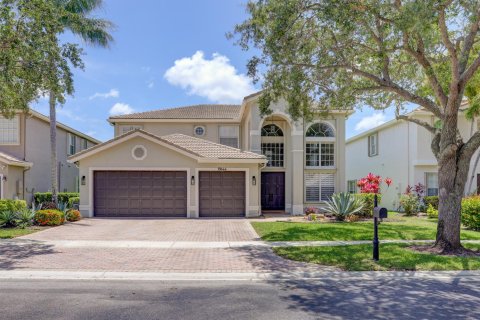 House in Boca Raton, Florida 4 bedrooms, 332.78 sq.m. № 2251531 - photo 2