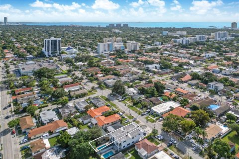 Adosado en venta en Miami, Florida, 3 dormitorios, 214.79 m2 № 1891969 - foto 20