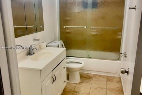 Купить кондоминиум в Майами-Бич, Флорида 1 спальня, 66.98м2, № 2005773 - фото 3