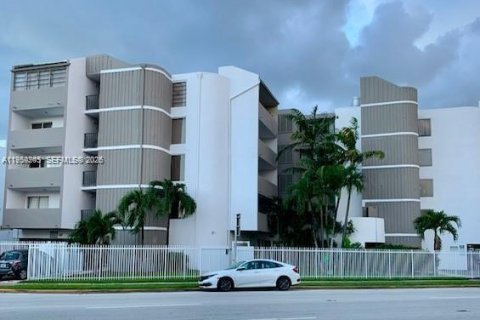 Condominio en Miami Beach, Florida, 1 dormitorio  № 2005773