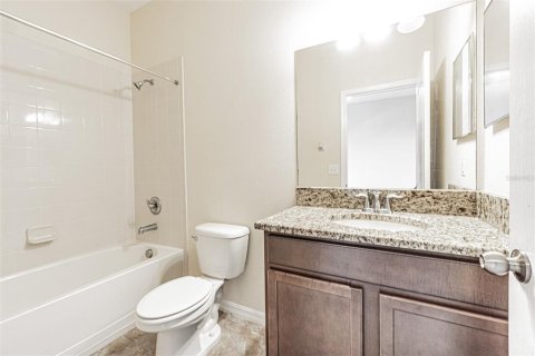 Villa ou maison à louer à Ruskin, Floride: 4 chambres, 188.78 m2 № 2400165 - photo 11