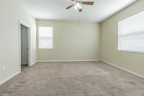 Villa ou maison à louer à Ruskin, Floride: 4 chambres, 188.78 m2 № 2400165 - photo 6