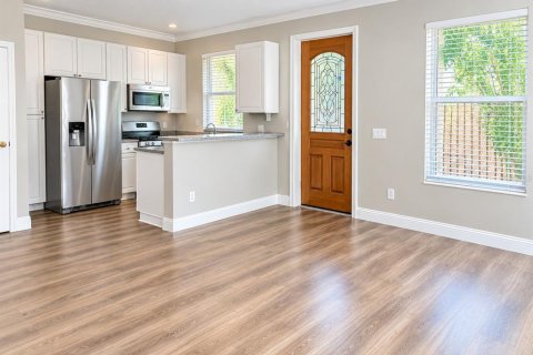 Touwnhouse à louer à Tampa, Floride: 3 chambres, 103.4 m2 № 2381219 - photo 2