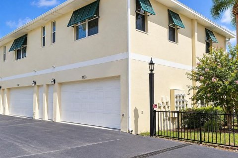 Touwnhouse à Tampa, Floride 3 chambres, 103.4 m2 № 2381219