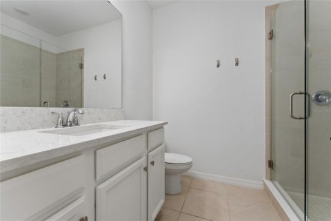 House in Clermont, Florida 4 bedrooms, 268.67 sq.m. № 2130385 - photo 28