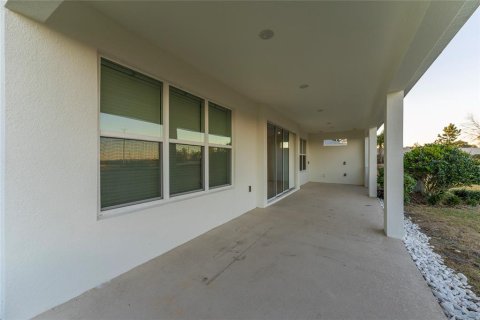 House in Clermont, Florida 4 bedrooms, 268.67 sq.m. № 2130385 - photo 29