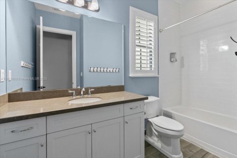 House in Parkland, Florida 5 bedrooms, 275.36 sq.m. № 1779400 - photo 9