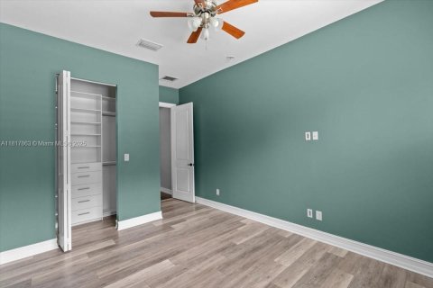 House in Parkland, Florida 5 bedrooms, 275.36 sq.m. № 1779400 - photo 23
