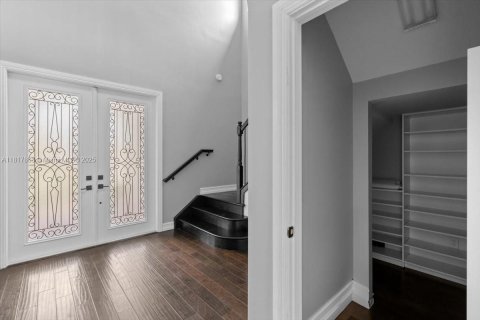 House in Parkland, Florida 5 bedrooms, 275.36 sq.m. № 1779400 - photo 11