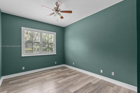 House in Parkland, Florida 5 bedrooms, 275.36 sq.m. № 1779400 - photo 8