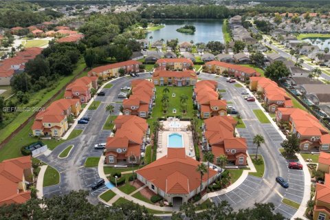 Villa ou maison à vendre à Kissimmee, Floride: 5 chambres, 215.25 m2 № 2365572 - photo 5