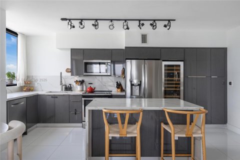 Condominio en venta en Miami Beach, Florida, 2 dormitorios, 117.24 m2 № 2188292 - foto 8