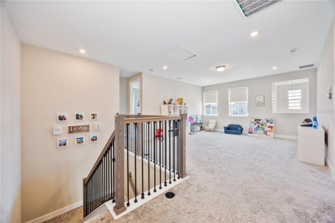 House in Winter Garden, Florida 5 bedrooms, 321.53 sq.m. № 2106698 - photo 24