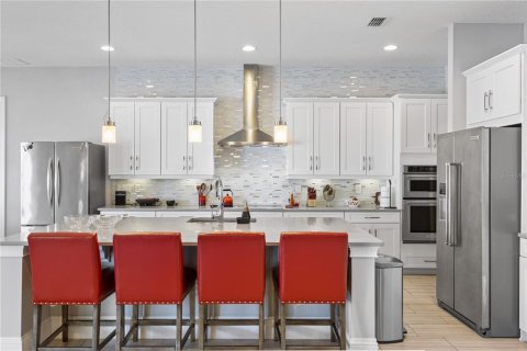 House in Orlando, Florida 8 bedrooms, 507.99 sq.m. № 1815914 - photo 22