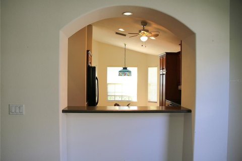 House in Winter Haven, Florida 3 bedrooms, 160.63 sq.m. № 1587401 - photo 11