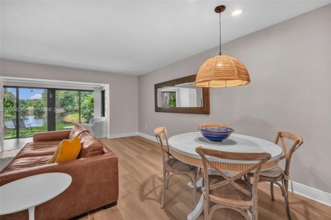Copropriété à vendre à Boca Raton, Floride: 2 chambres, 132.48 m2 № 2248256 - photo 16