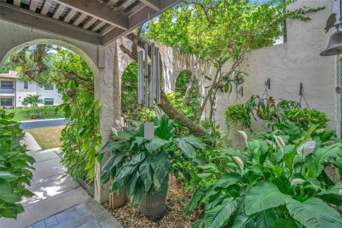 Copropriété à vendre à Boca Raton, Floride: 2 chambres, 132.48 m2 № 2248256 - photo 13