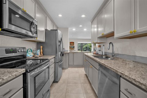 Copropriété à vendre à Boca Raton, Floride: 2 chambres, 132.48 m2 № 2248256 - photo 19
