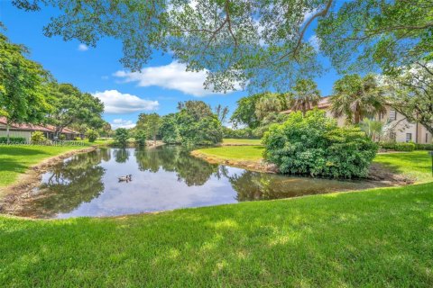 Copropriété à vendre à Boca Raton, Floride: 2 chambres, 132.48 m2 № 2248256 - photo 4