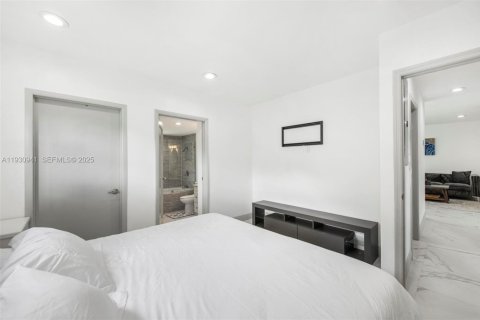 Casa en alquiler en West Park, Florida, 4 dormitorios, 135.64 m2 № 1989883 - foto 20