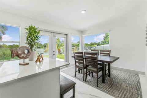 Casa en alquiler en West Park, Florida, 4 dormitorios, 135.64 m2 № 1989883 - foto 13