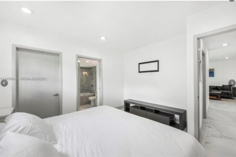 Casa en alquiler en West Park, Florida, 4 dormitorios, 135.64 m2 № 1989883 - foto 5