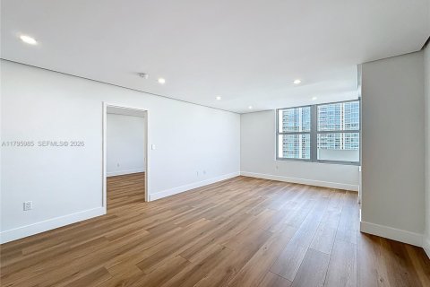 Copropriété à vendre à Miami Beach, Floride: 1 chambre, 74.04 m2 № 2274005 - photo 16