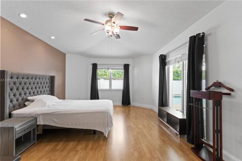 Casa en venta en Miramar, Florida, 3 dormitorios, 196.86 m2 № 1857464 - foto 23