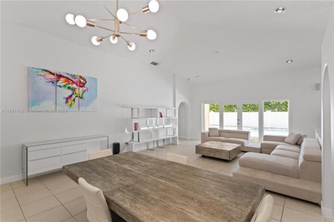 Casa en venta en Miramar, Florida, 3 dormitorios, 196.86 m2 № 1857464 - foto 6