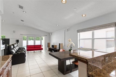 Casa en venta en Miramar, Florida, 3 dormitorios, 196.86 m2 № 1857464 - foto 20