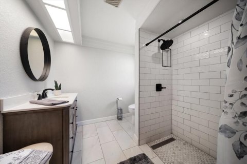 House in Clearwater, Florida 5 bedrooms, 264.96 sq.m. № 1812545 - photo 15