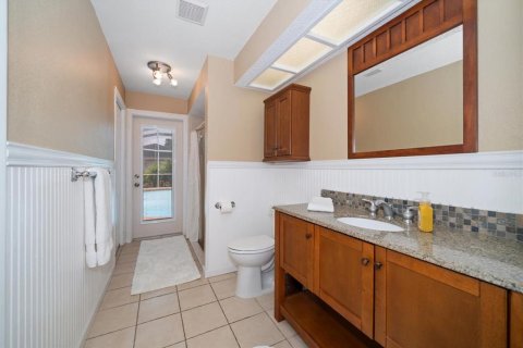 House in Clearwater, Florida 5 bedrooms, 264.96 sq.m. № 1812545 - photo 25