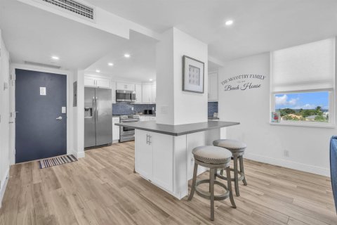 Copropriété à vendre à Fort Lauderdale, Floride: 2 chambres, 111.3 m2 № 2370229 - photo 18