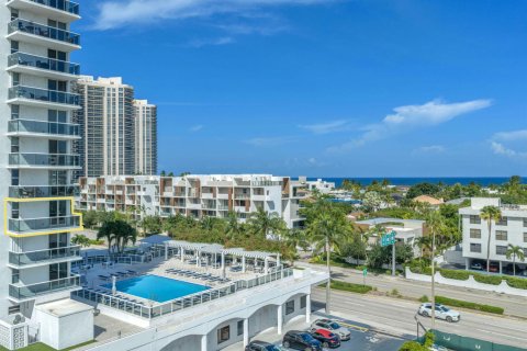 Copropriété à vendre à Fort Lauderdale, Floride: 2 chambres, 111.3 m2 № 2370229 - photo 2