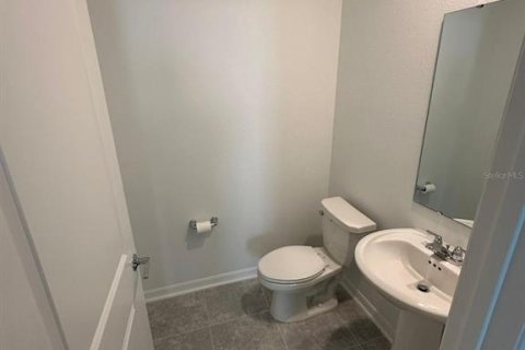 House in Kissimmee, Florida 5 bedrooms, 269.04 sq.m. № 2400403 - photo 8