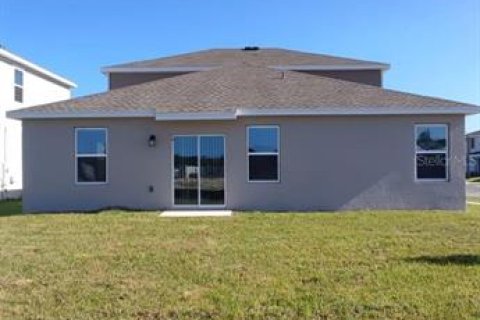 House in Kissimmee, Florida 5 bedrooms, 269.04 sq.m. № 2400403 - photo 21