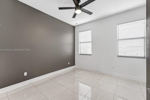 House in Westlake, Florida 5 bedrooms, 233.37 sq.m. № 2007681 - photo 26