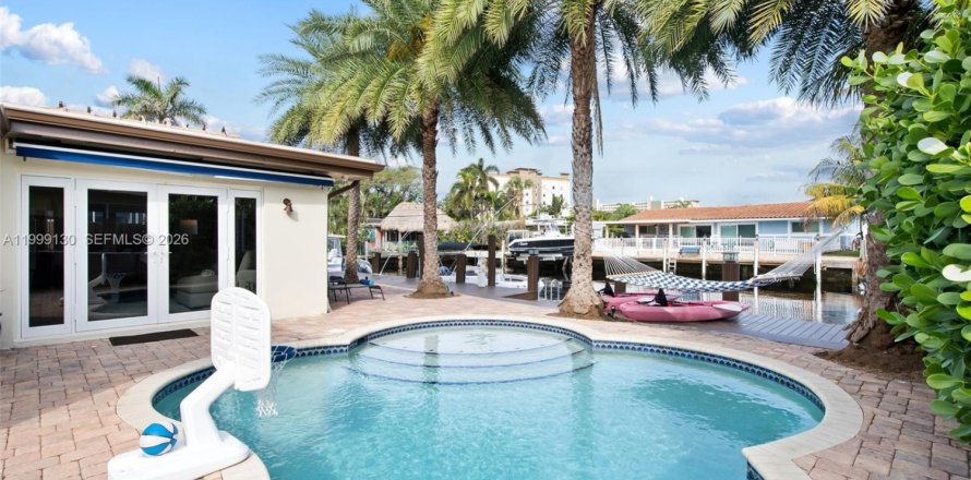 Villa ou maison à Pompano Beach, Floride 3 chambres, 176.89 m2 № 2066111