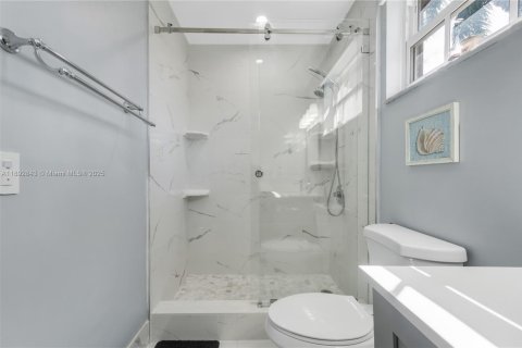 Touwnhouse à vendre à Miami, Floride: 3 chambres, 141.95 m2 № 1945073 - photo 27
