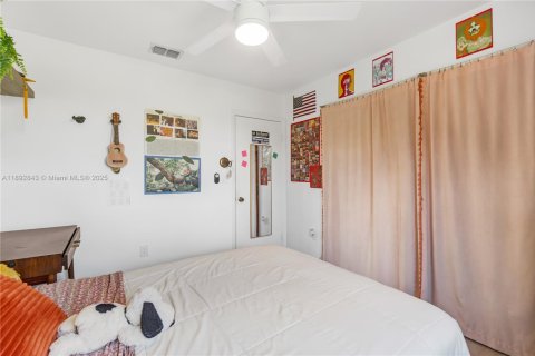 Touwnhouse à vendre à Miami, Floride: 3 chambres, 141.95 m2 № 1945073 - photo 25