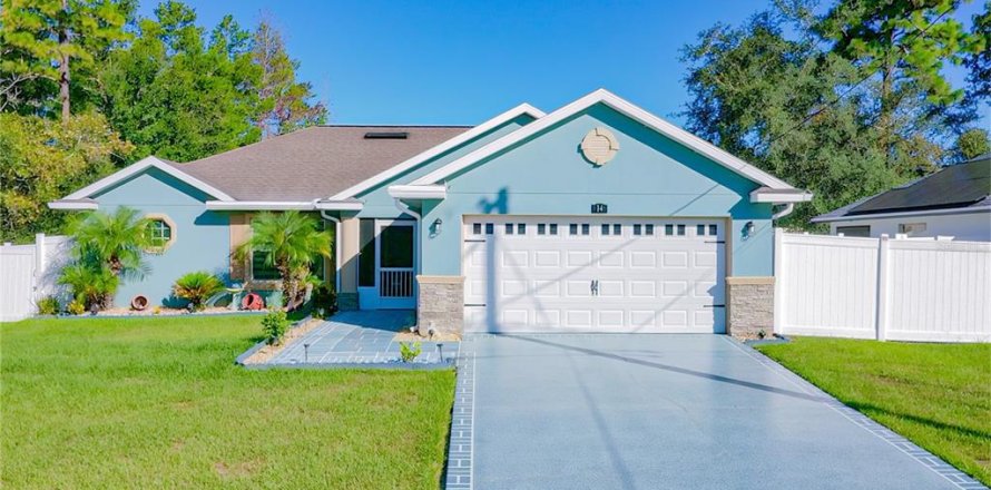 House in Ocala, Florida 3 bedrooms, 131.46 sq.m. № 1907040