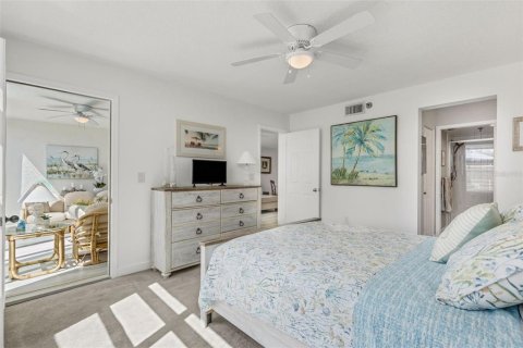 Condo in Bradenton, Florida, 1 bedroom  № 2431054 - photo 22