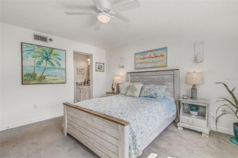 Condo in Bradenton, Florida, 1 bedroom  № 2431054 - photo 21