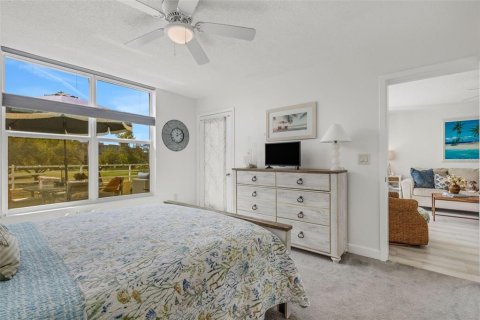 Condo in Bradenton, Florida, 1 bedroom  № 2431054 - photo 20