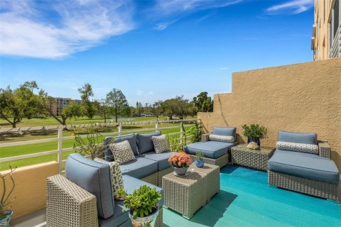 Condo in Bradenton, Florida, 1 bedroom  № 2431054 - photo 2