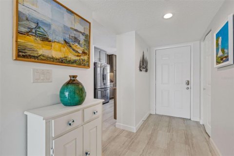 Condo in Bradenton, Florida, 1 bedroom  № 2431054 - photo 3