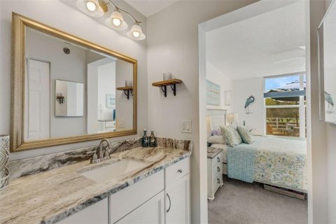 Condo in Bradenton, Florida, 1 bedroom  № 2431054 - photo 25
