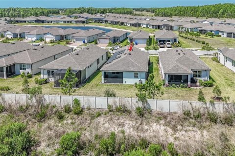 Casa en venta en Land O' Lakes, Florida, 2 dormitorios, 137.03 m2 № 2386466 - foto 4