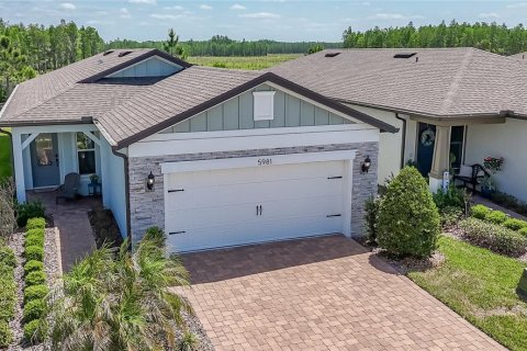 Casa en venta en Land O' Lakes, Florida, 2 dormitorios, 137.03 m2 № 2386466 - foto 2